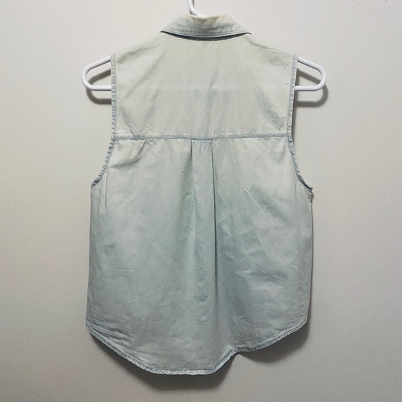 American Apparel Sleeveless Denim Button Down - Picture 3 of 4